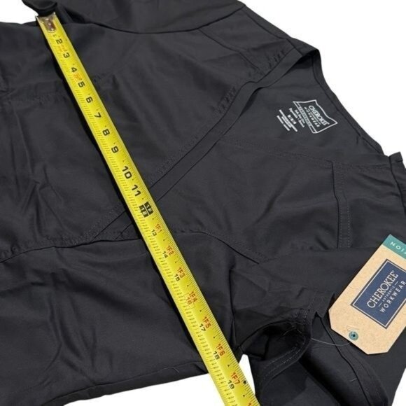 NEW Cherokee Modern Classic Fit Mock Wrap Scrub Top Medical Career Comfort M - Picture 4 of 7